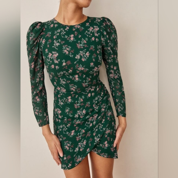 Reformation Dresses & Skirts - Reformation Juni Green Long Sleeve Dress